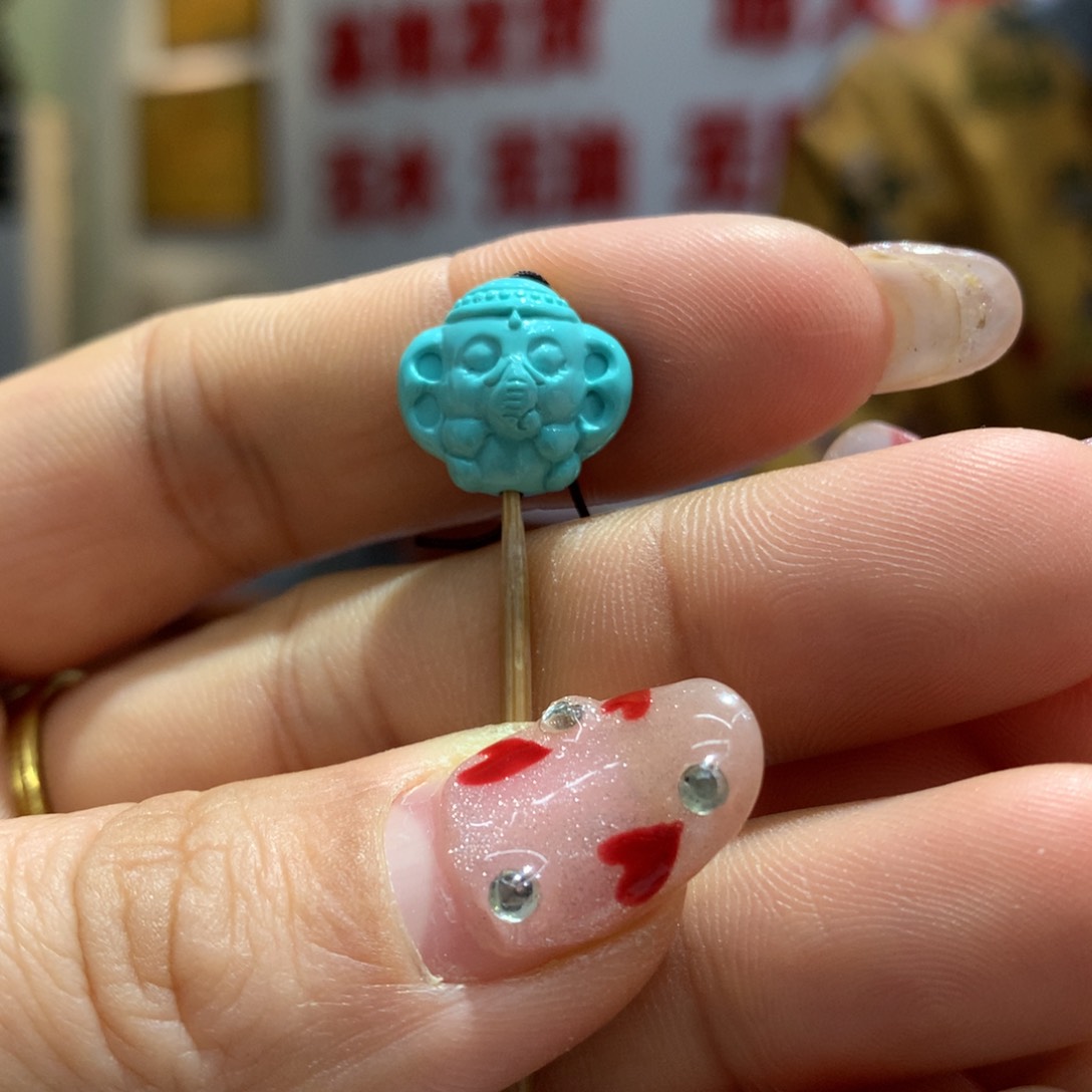 绿松石配饰未镶嵌