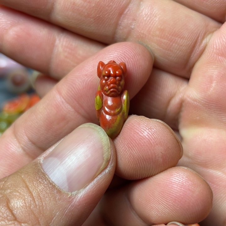 南红玛瑙未镶嵌手链