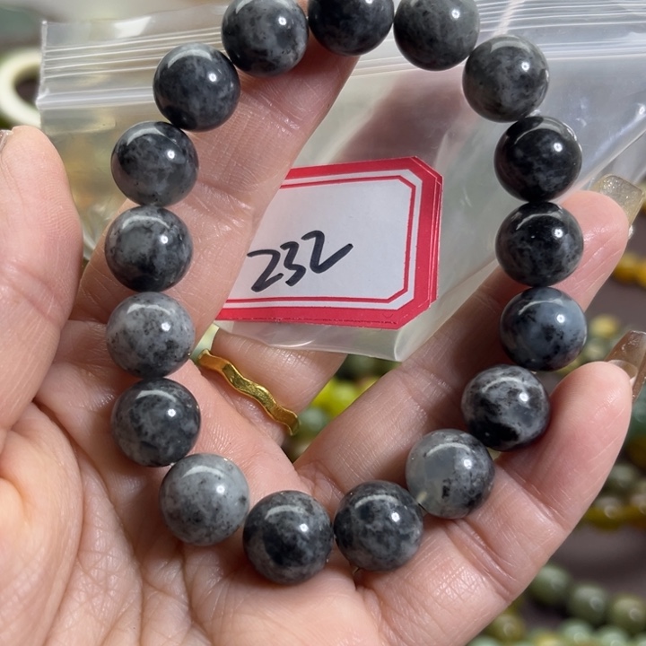 蛇纹石玉未镶嵌手链