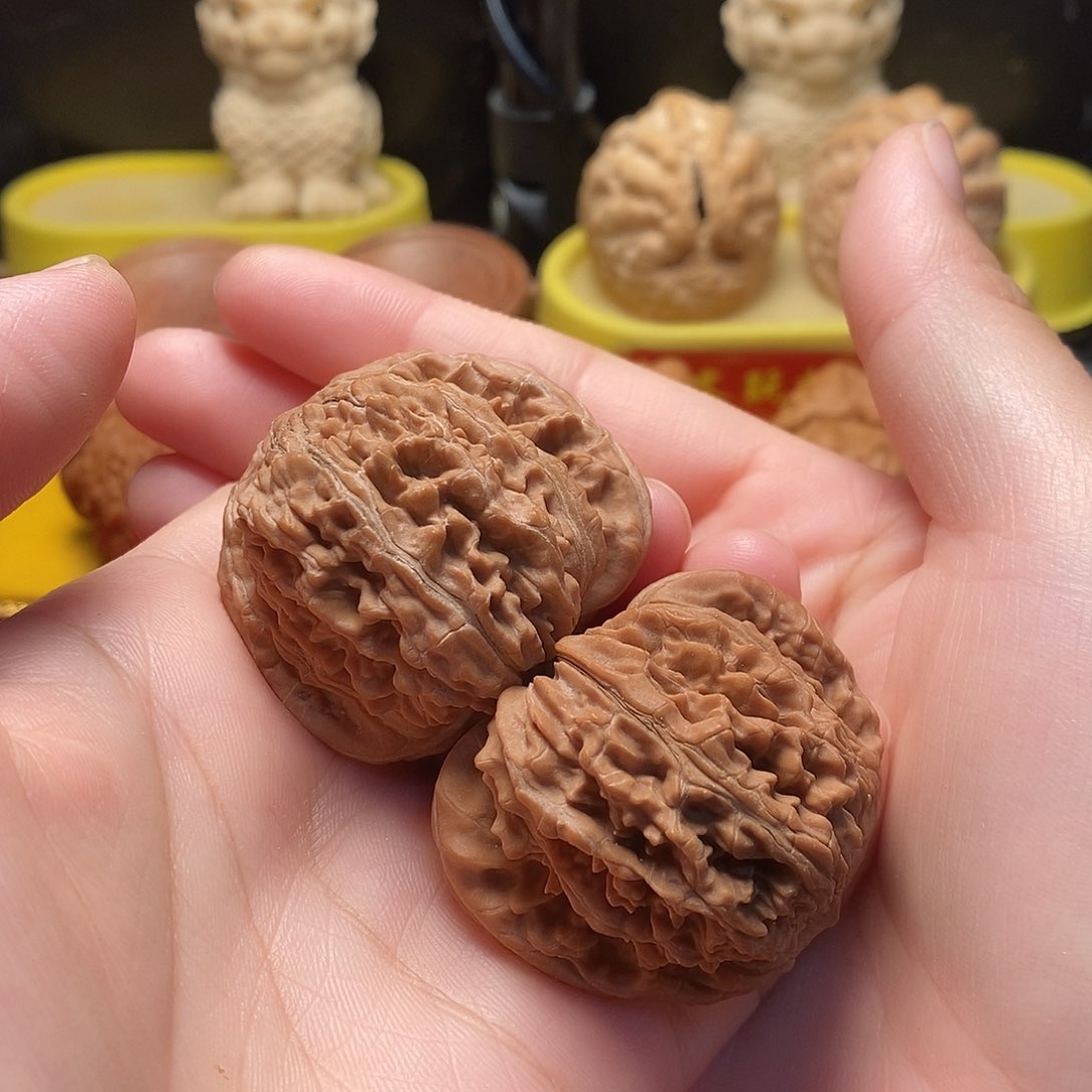 文玩核桃把件43尺放漏四座楼