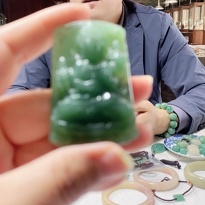 密玉（石英质玉）未镶嵌颈饰