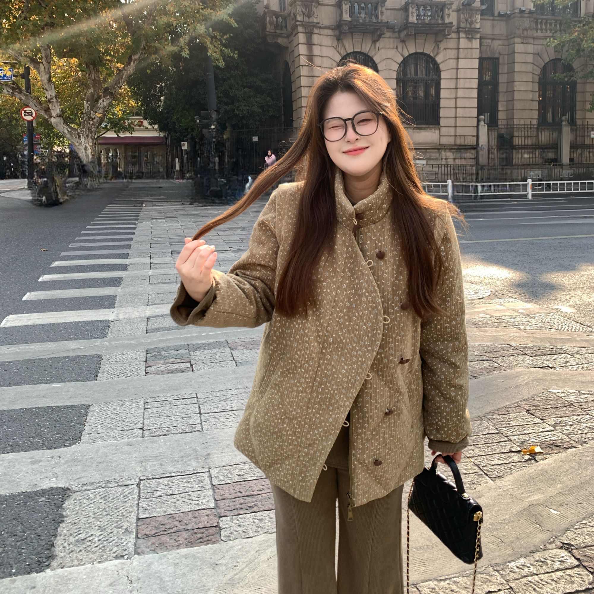 盈盈&南岛风大码女装时尚保暖外套女冬季显瘦碎花羽绒服ZYY2731