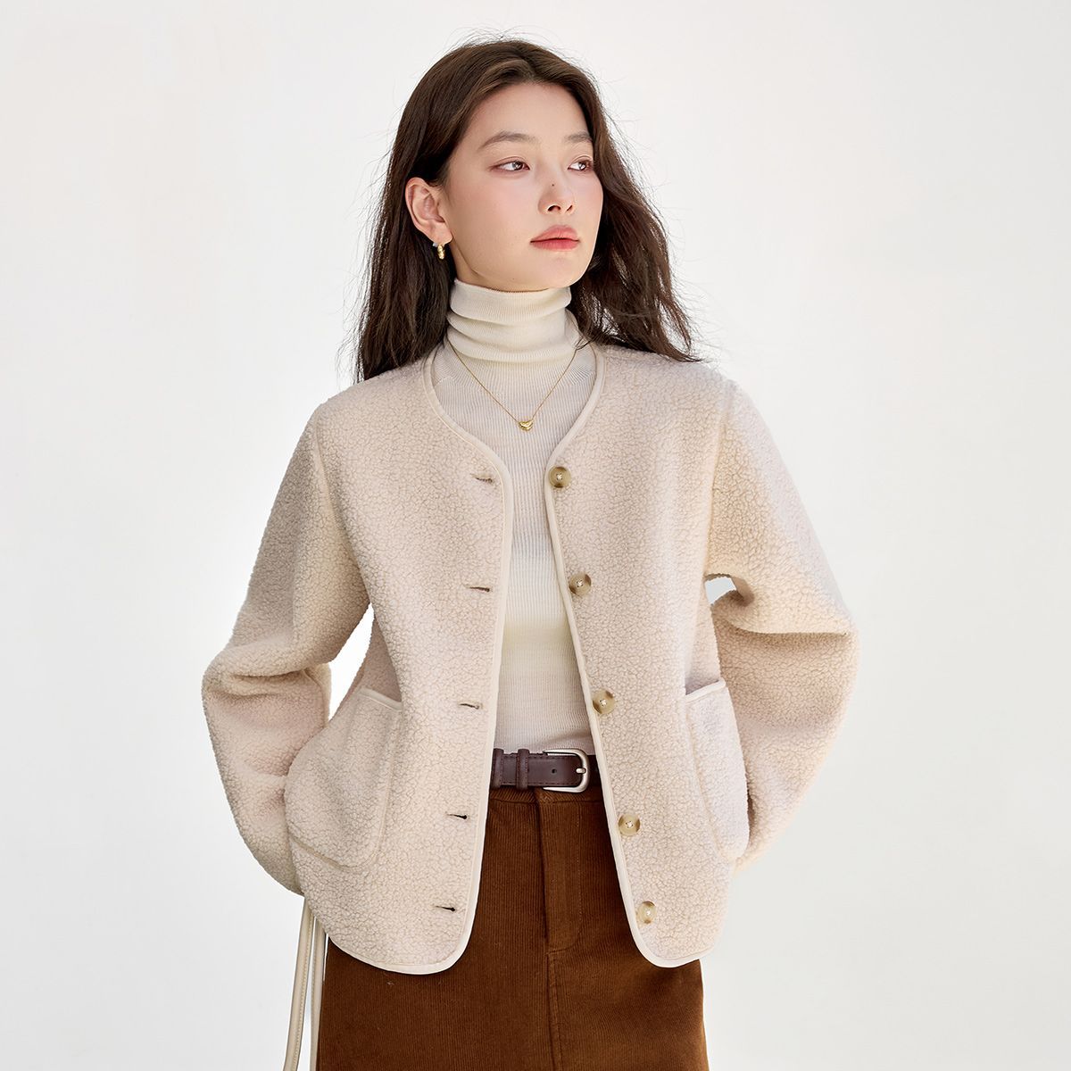 茵曼仿羊羔毛圆领开衫外套女25年冬季新款纯色内搭外套小个子上衣