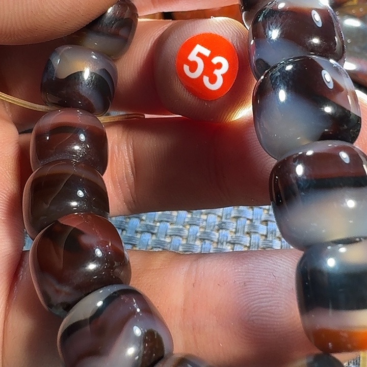 用***4玛瑙/玉髓未镶嵌颈饰