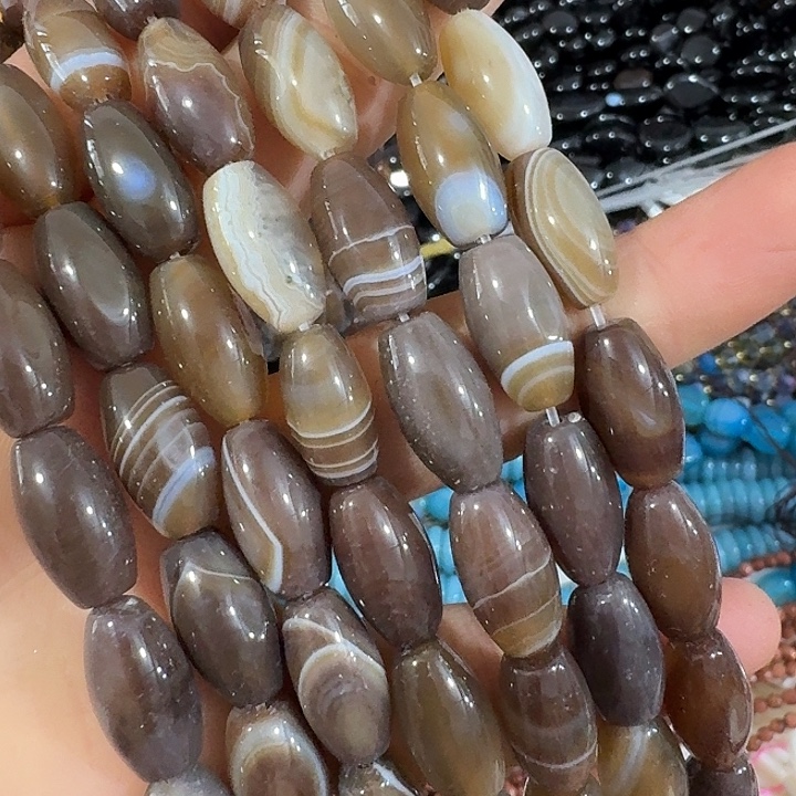 玛瑙/玉髓合金珠宝半成品一条咖色蚕丝玛瑙桶珠