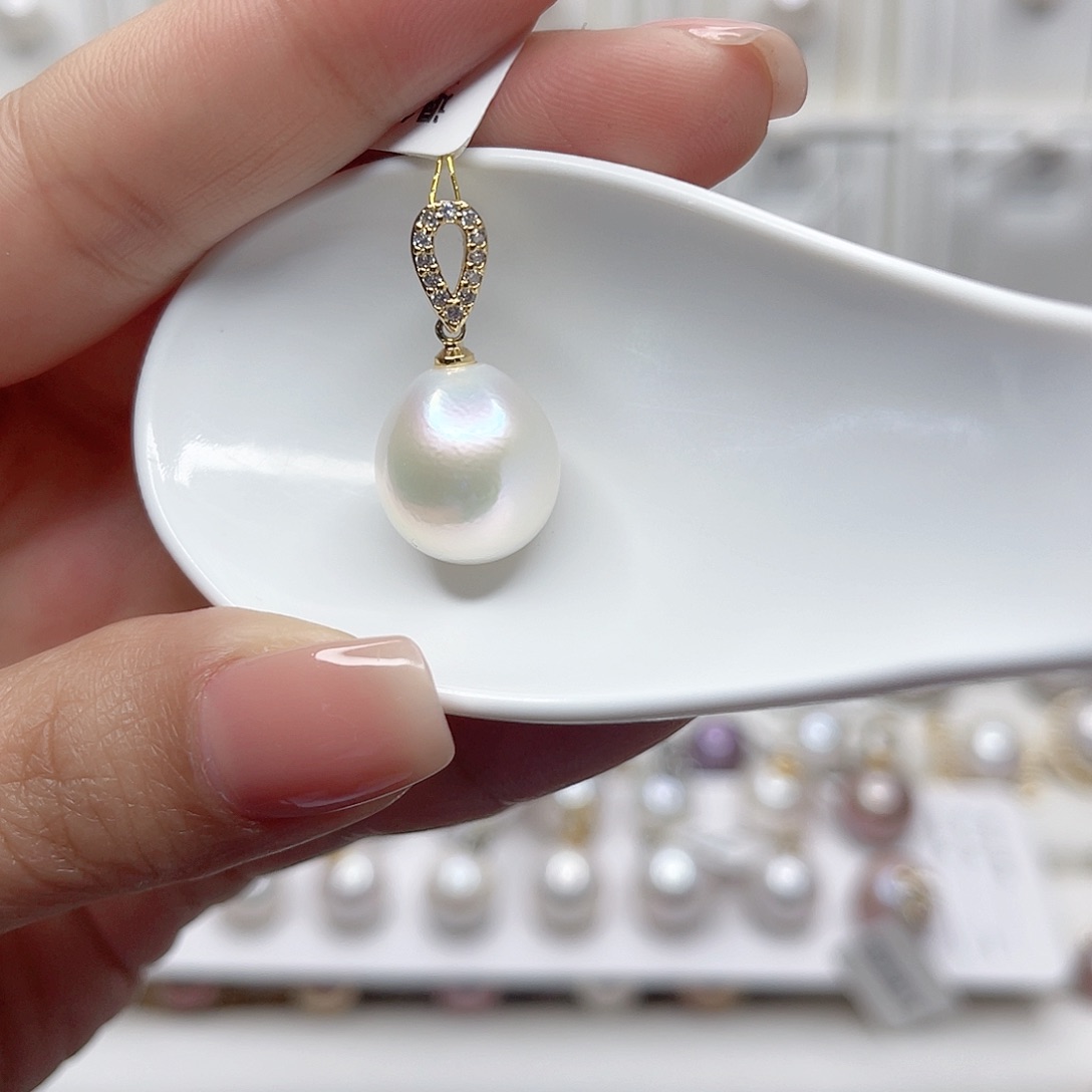 淡水珍珠未镶嵌吊坠(赠链)