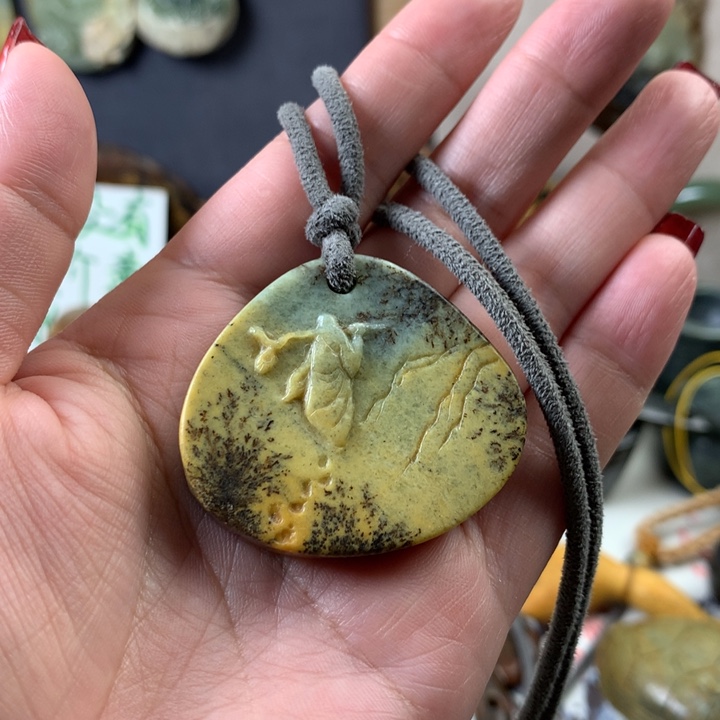 岫岩河磨玉（透闪石质玉）挂件未镶嵌