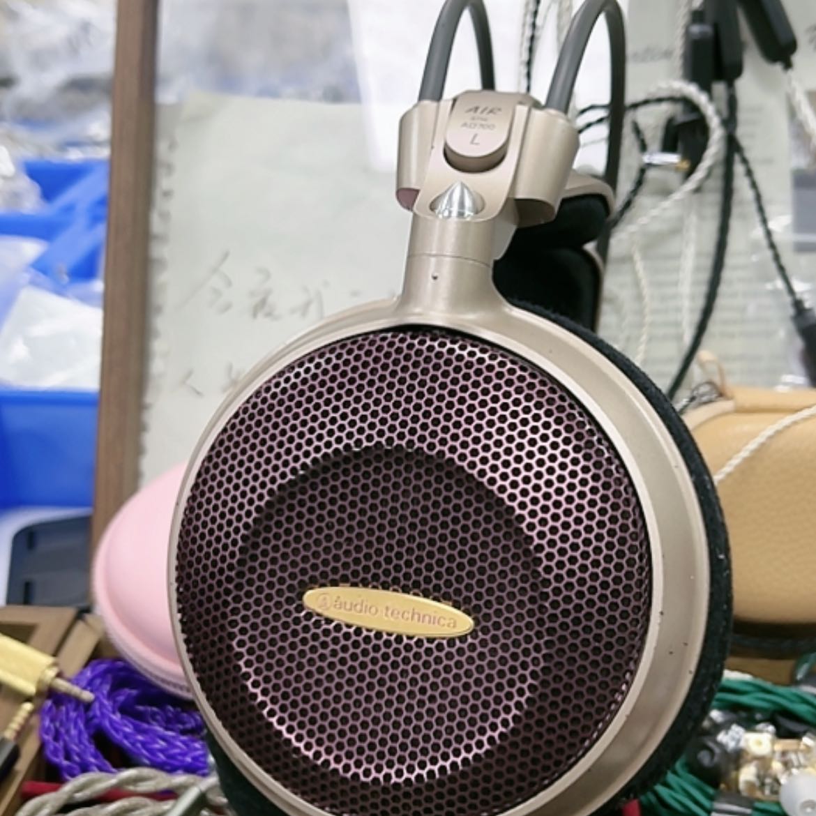 【闪购商品】95新ad700