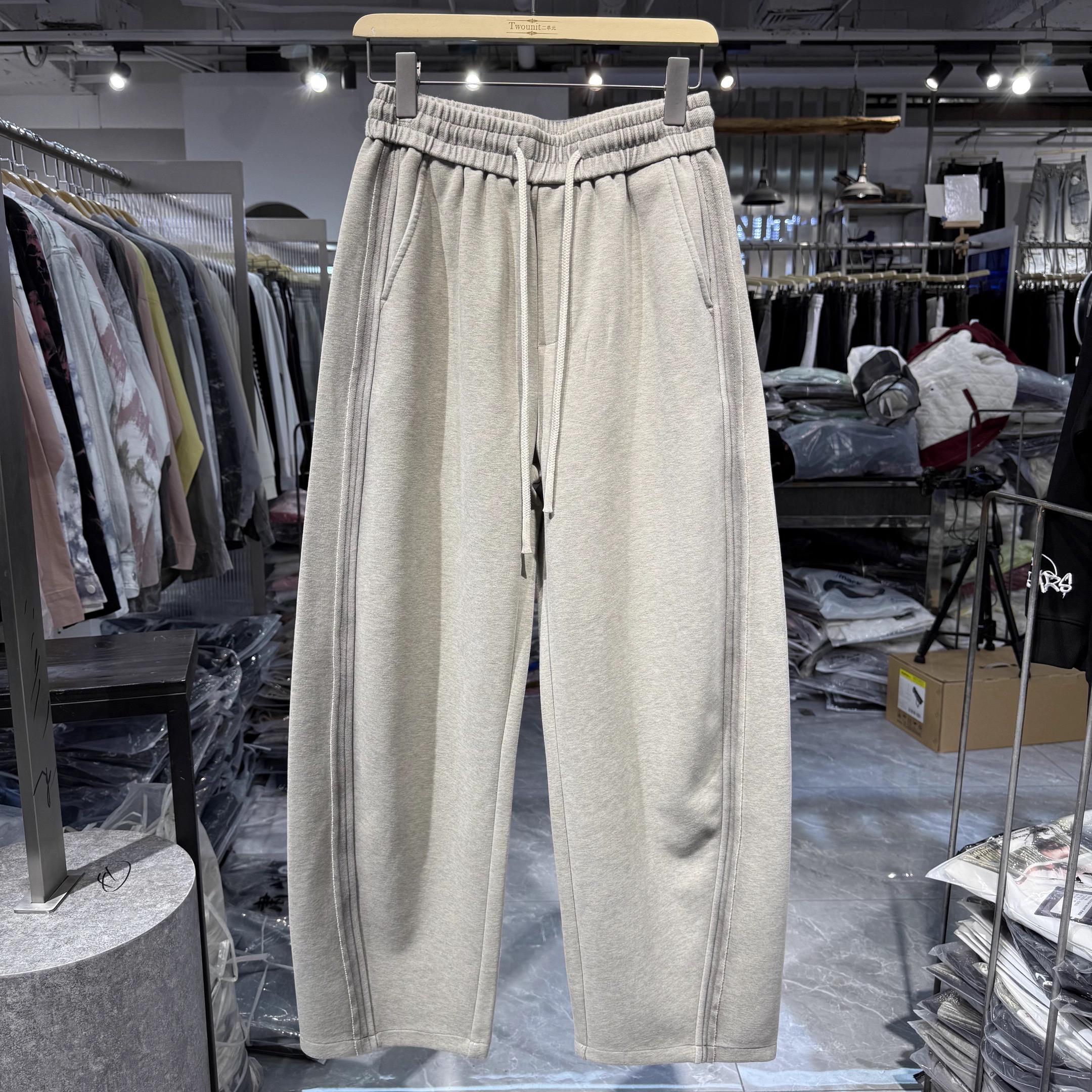 实体冬款加绒男士休闲裤时尚百搭宽松微弯刀长裤帅气男裤1