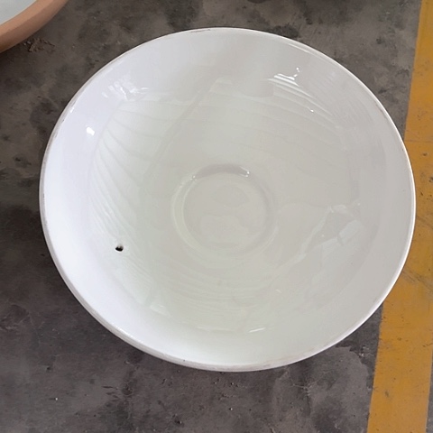 微瑕，不能明火，约口径24.8