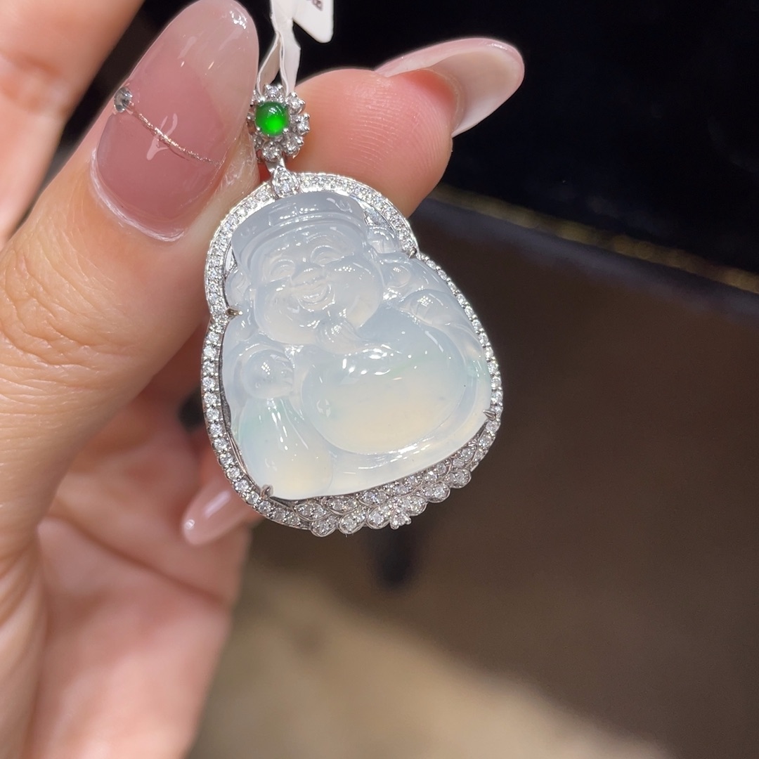 翡翠颈饰18K金镶嵌天然缅甸翡翠a货