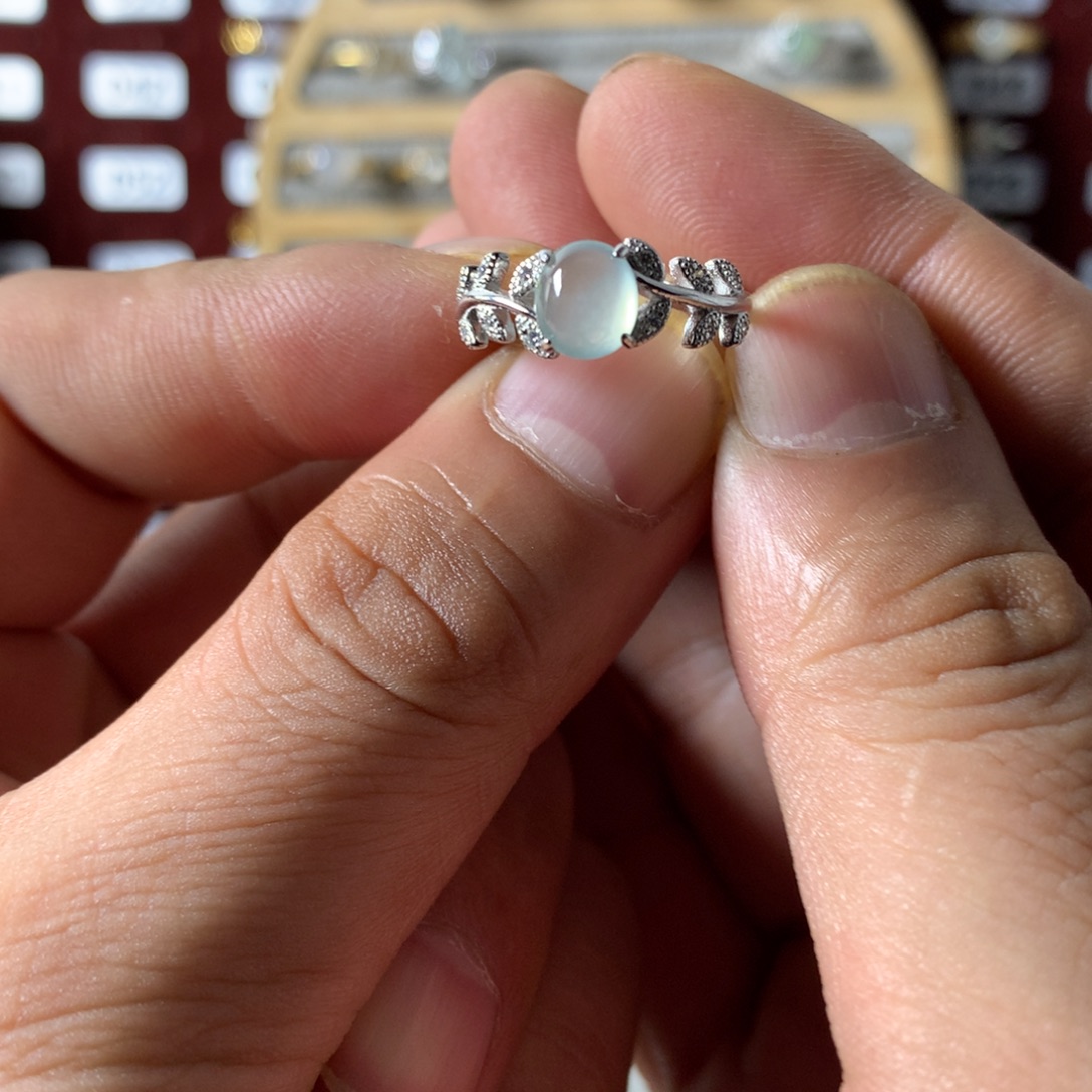 P***y翡翠银S925镶嵌戒指327