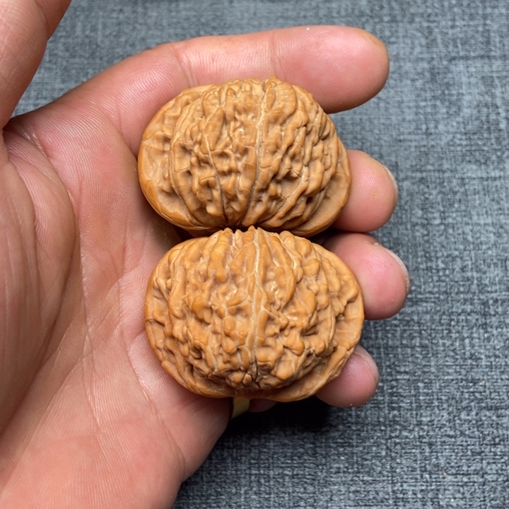 把件文玩核桃二*四座楼二哥