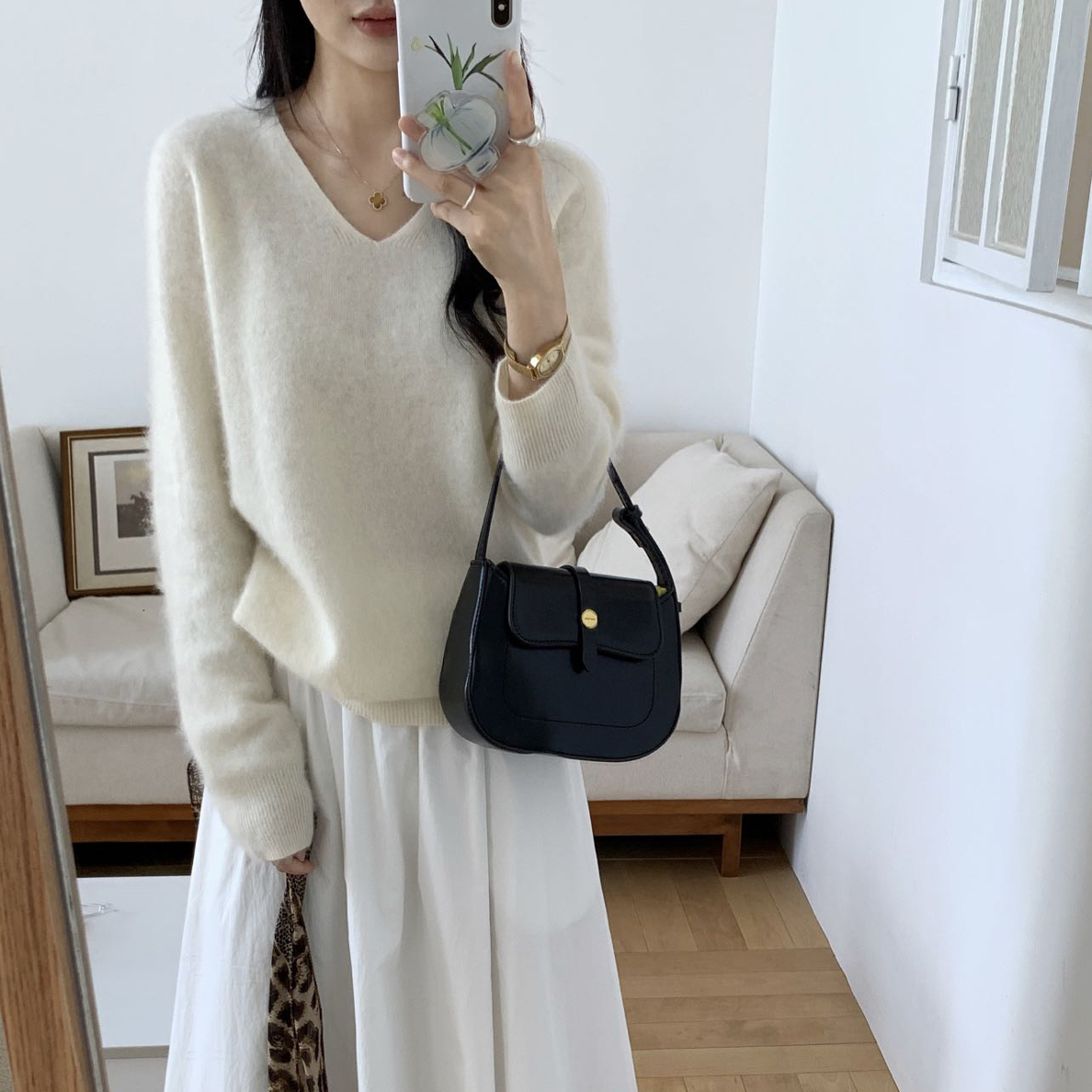 厚款羊绒羊毛无缝一体拉毛针织V领女毛针织衫上衣百搭秋冬套头