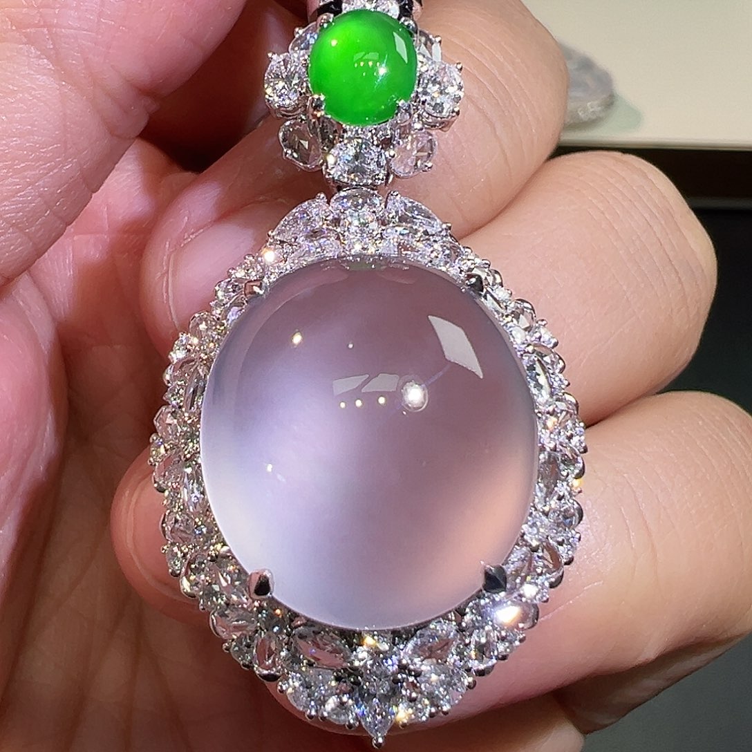 翡翠颈饰18K金镶嵌高端翡翠