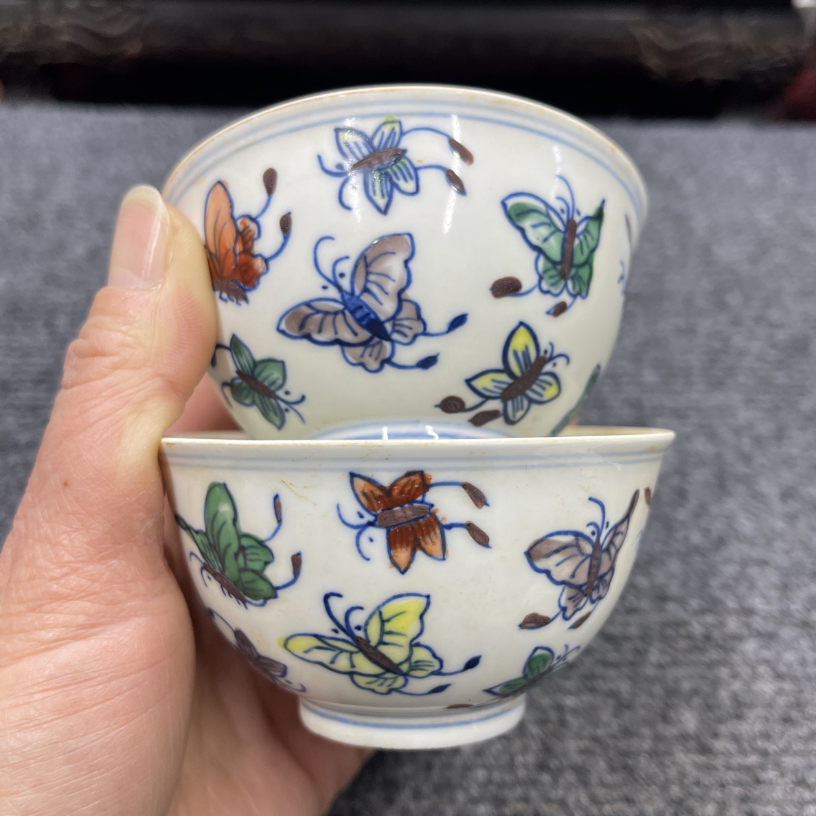 手绘姹紫蝶恋花口杯压手杯