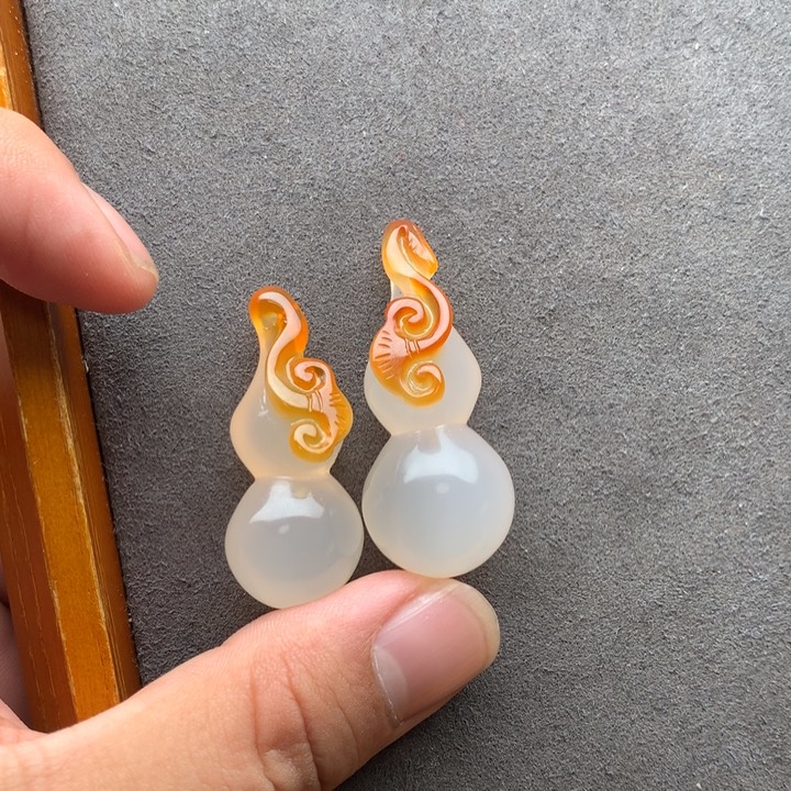 玛瑙/玉髓颈饰未镶嵌滇***乐