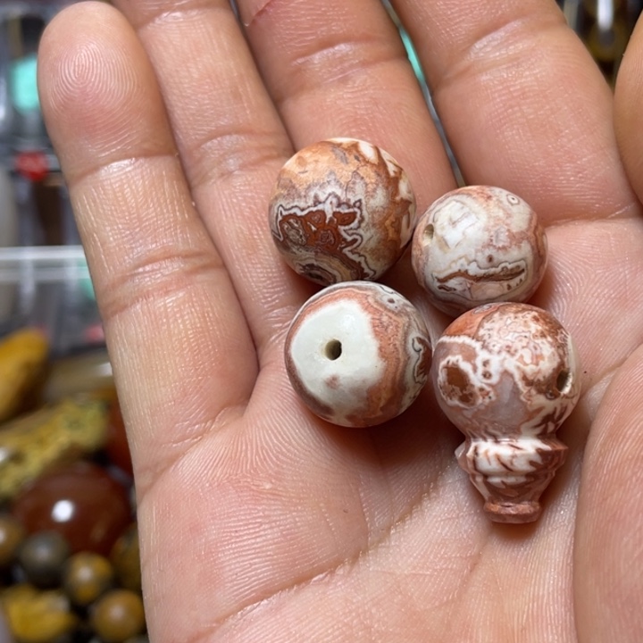 玛瑙/玉髓颈饰未镶嵌