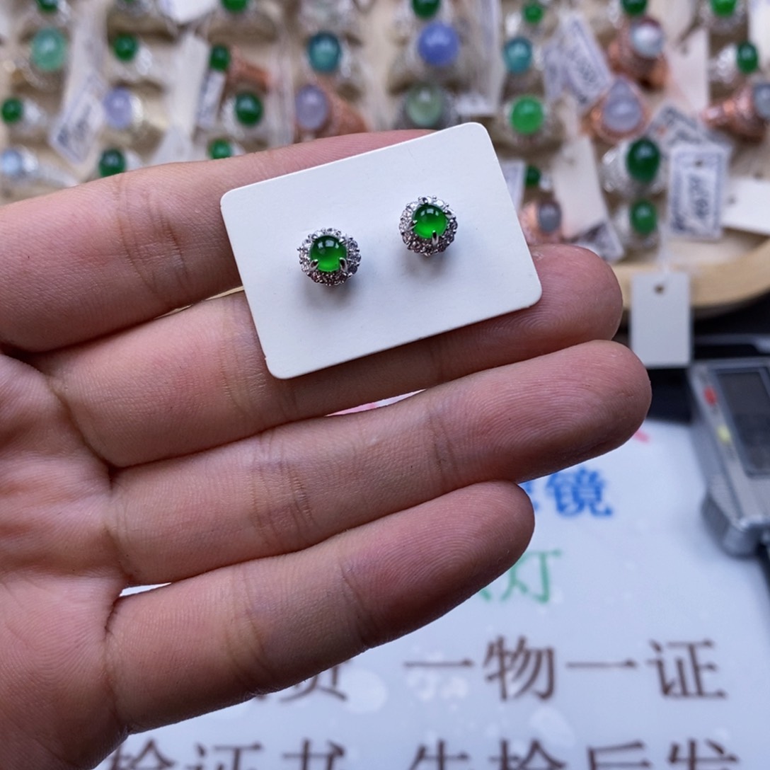 翡翠戒指银S925镶嵌天然缅甸翡翠a货