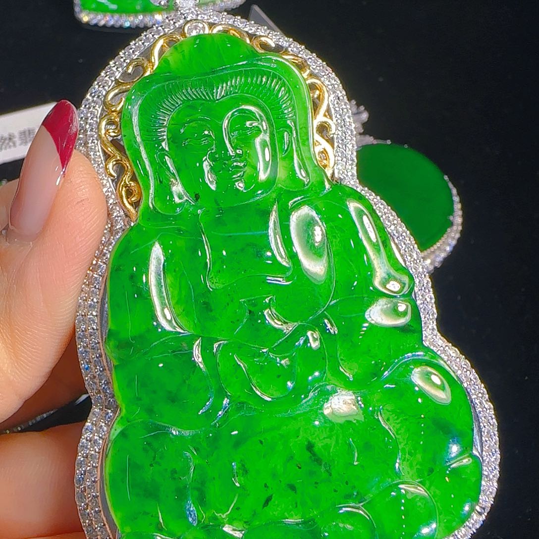 翡翠吊坠(赠链)银S925镶嵌