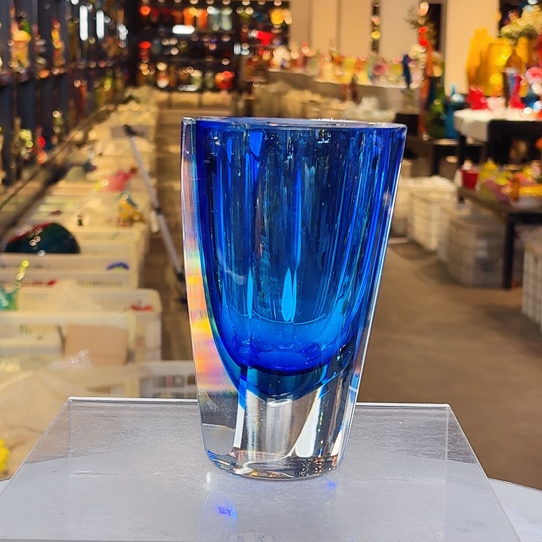 琉璃手工艺品琉璃岛是世界第一高楼之