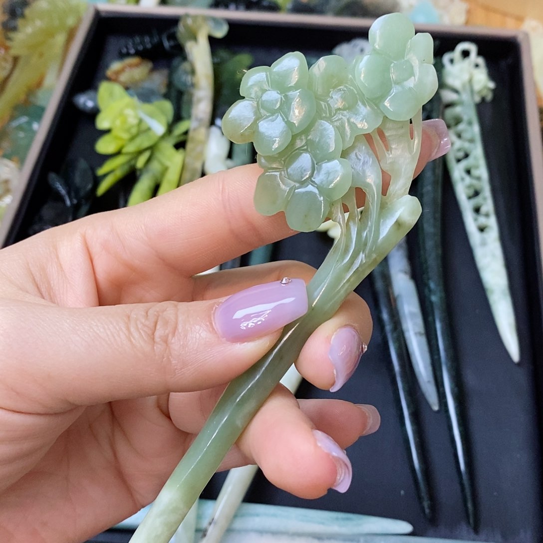 蛇纹石玉发簪未镶嵌