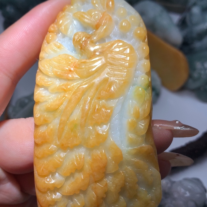 翡翠未镶嵌颈饰保真天然A货翡翠
