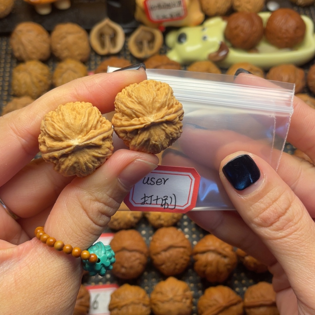 u***6吊坠文玩核桃25尺全品闷尖蝴蝶磨盘