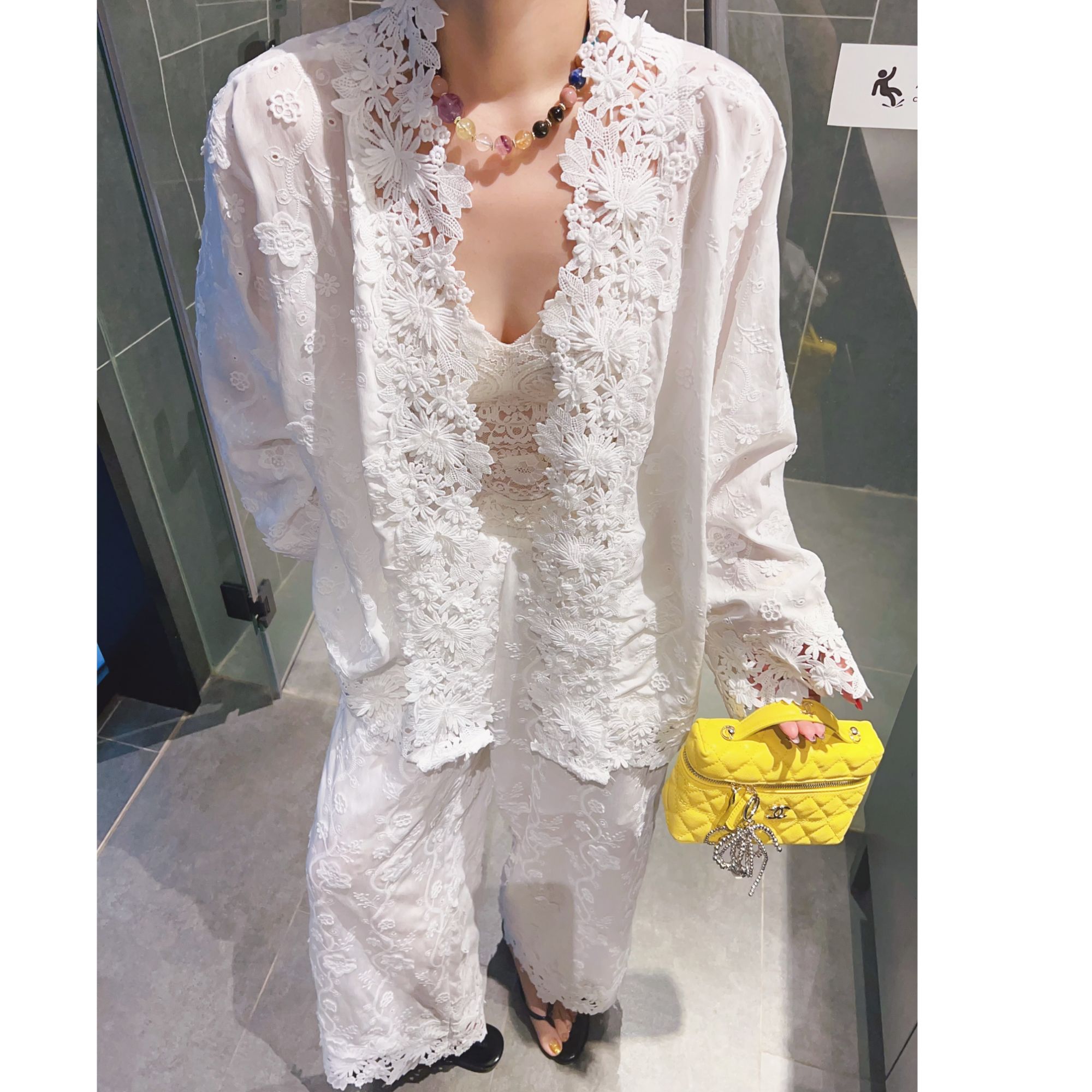 设计款精致水溶蕾丝阔腿九分裤＋蕾丝开衫防晒外套白色两件套
