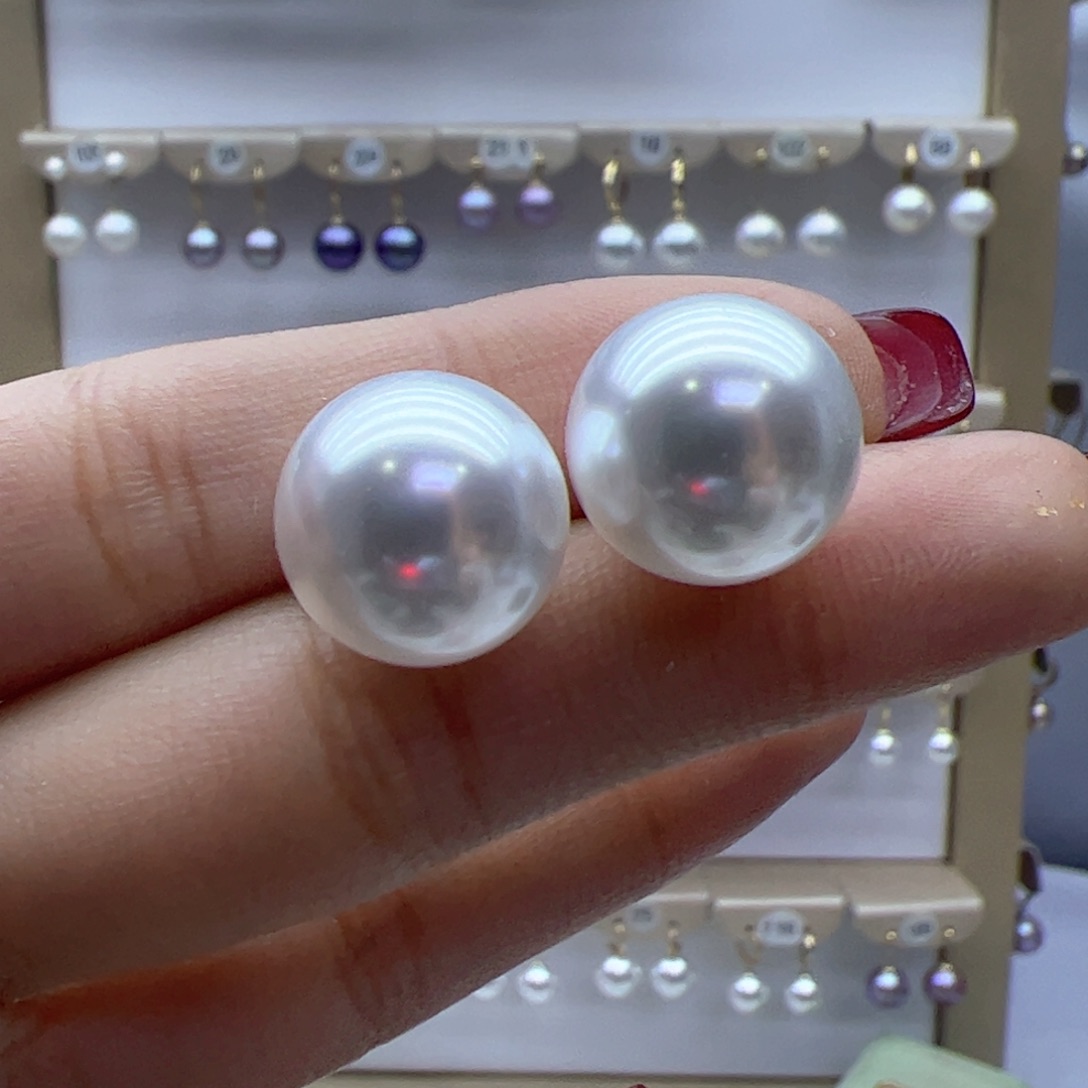 淡水珍珠耳饰18K金镶嵌