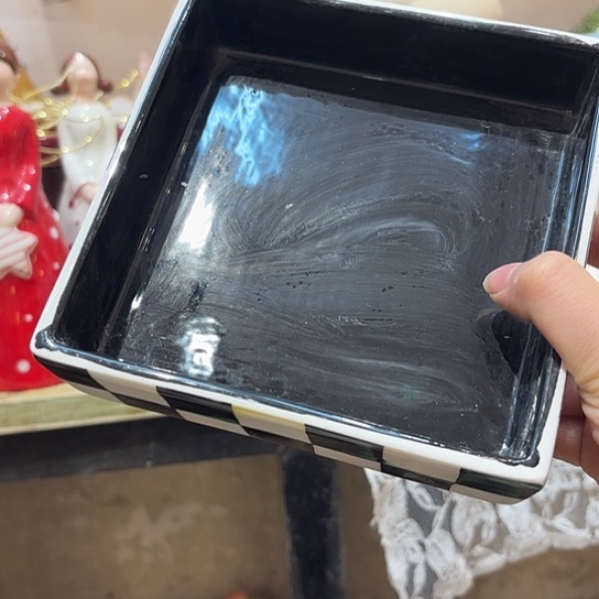 薛***Y摆件外贸尾单微瑕，介意慎拍