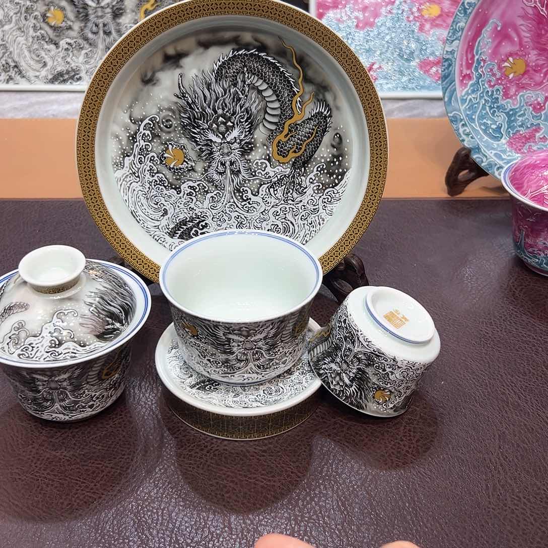 摆件景德镇市与西大河市相连连接