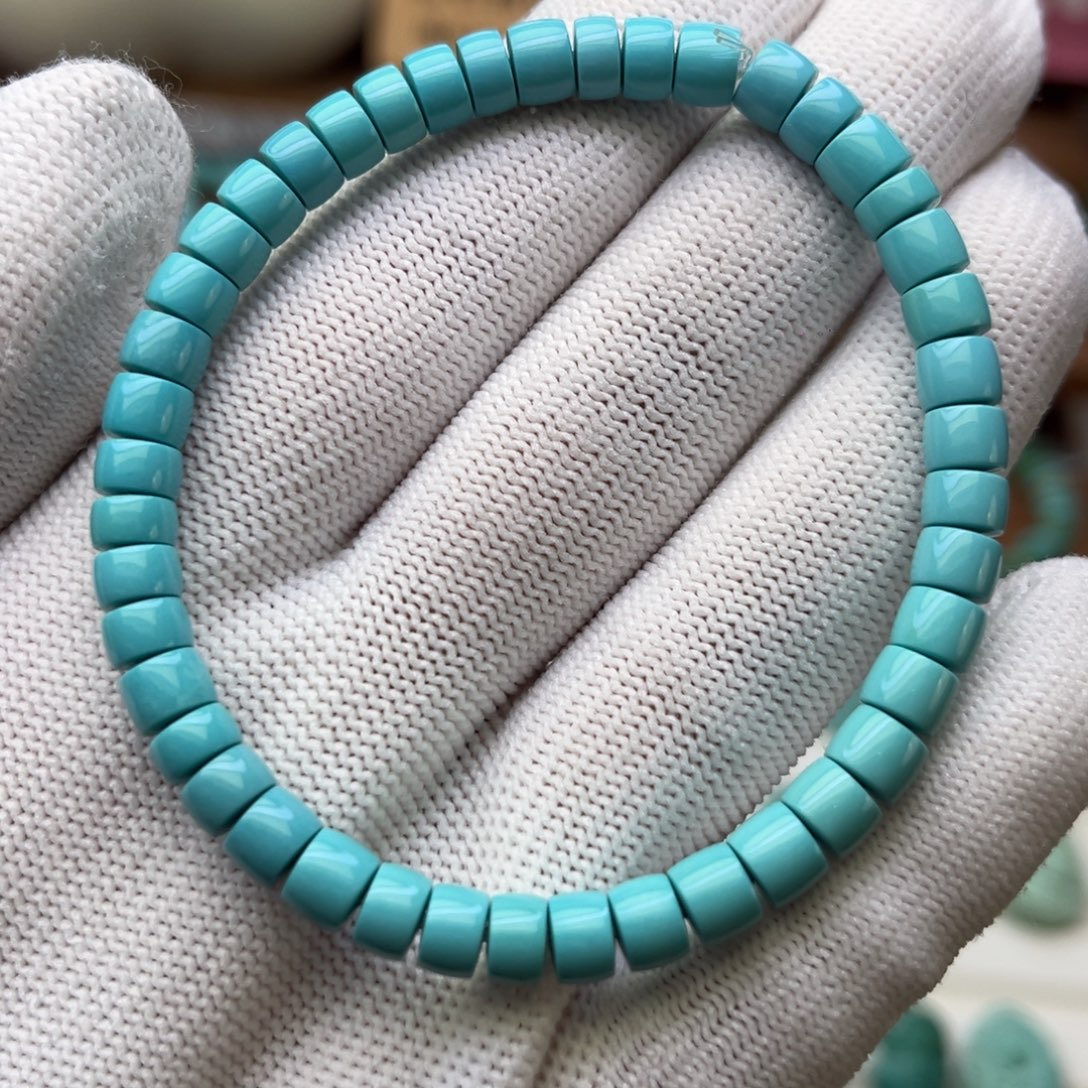 绿松石未镶嵌珠宝奇石精品蓝直切