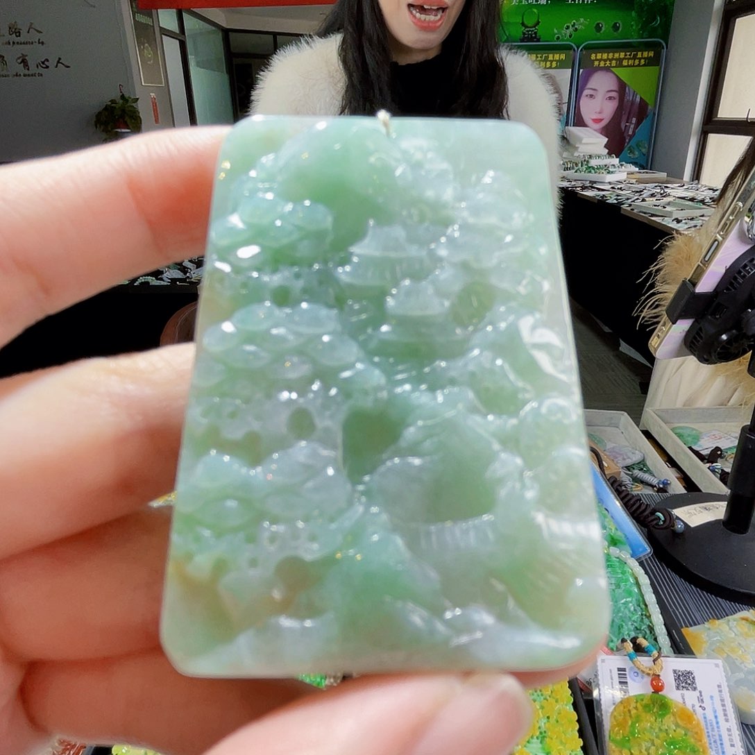 颈饰未镶嵌翡翠翡翠