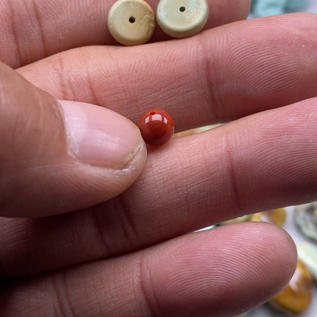南红玛瑙未镶嵌珠宝半成品
