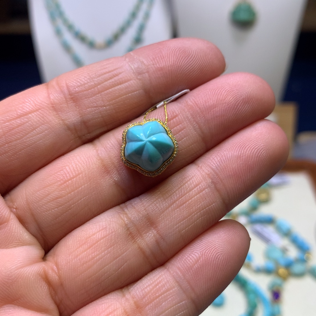 绿松石18K金镶嵌配饰