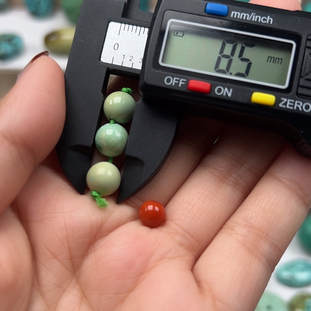 南红玛瑙未镶嵌珠宝奇石