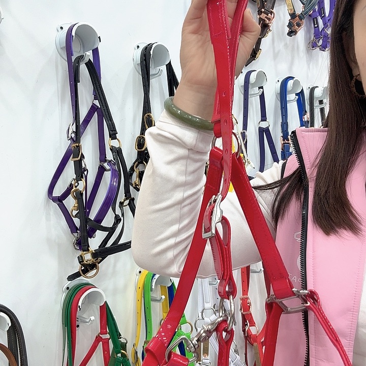 Tpu特价红色笼头L号2个