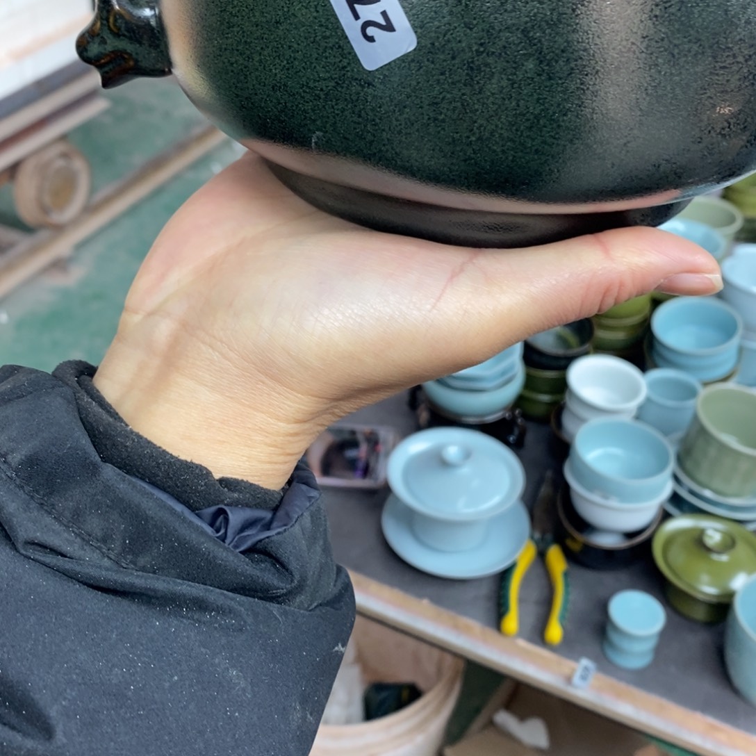 凌***丞陶瓷摆件抱朴瓷器仿古微瑕