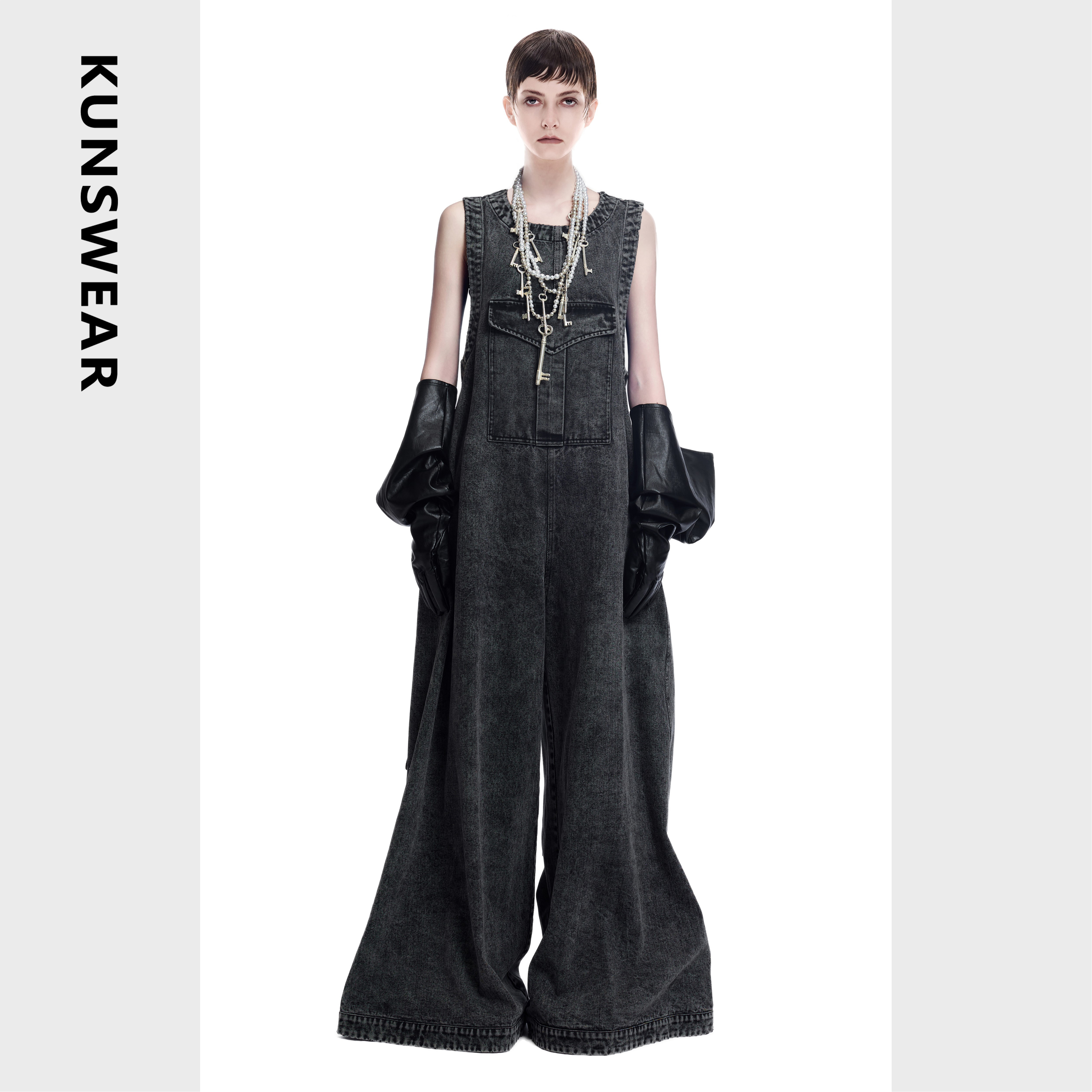 KUNSWEAR/琨丝薇尔25SP 水洗做旧无袖长款牛仔连体裤女 832018010