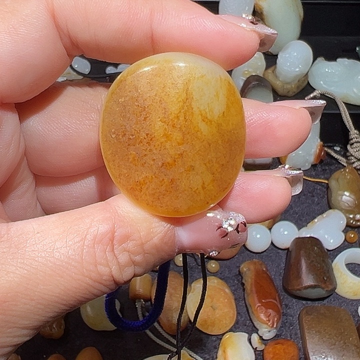 背***抱和田玉未镶嵌吊坠(不含链)