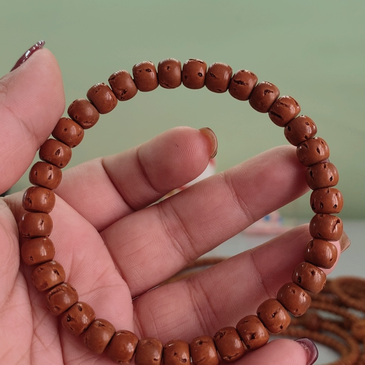 你**对桃核脖挂精工老型86