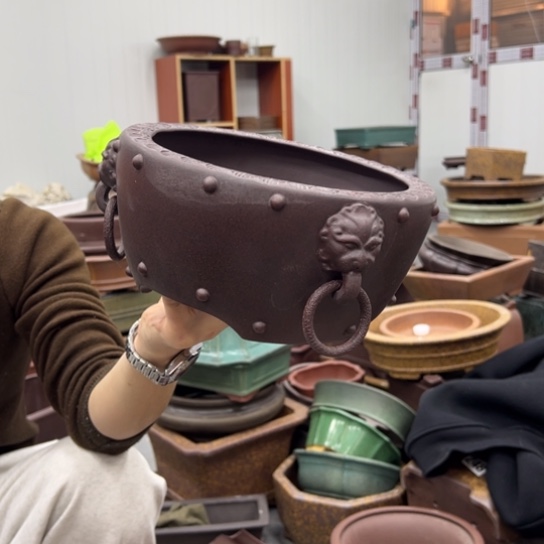 紫砂花盆中香薰装饰设计