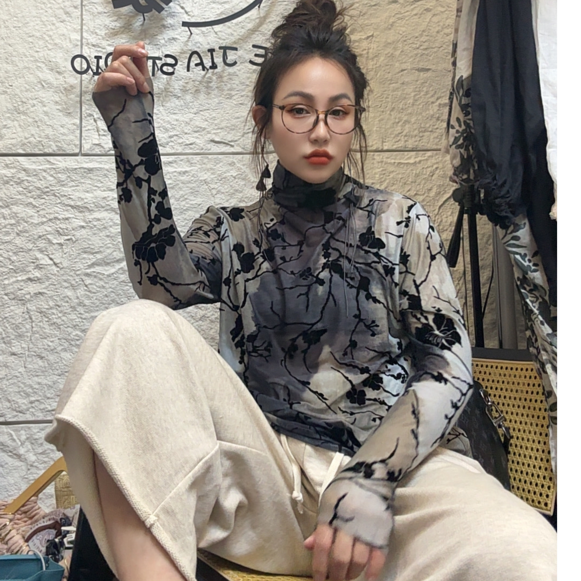 半高领植绒印花蕾丝网纱长袖T恤女秋季时尚内搭修身打底衫