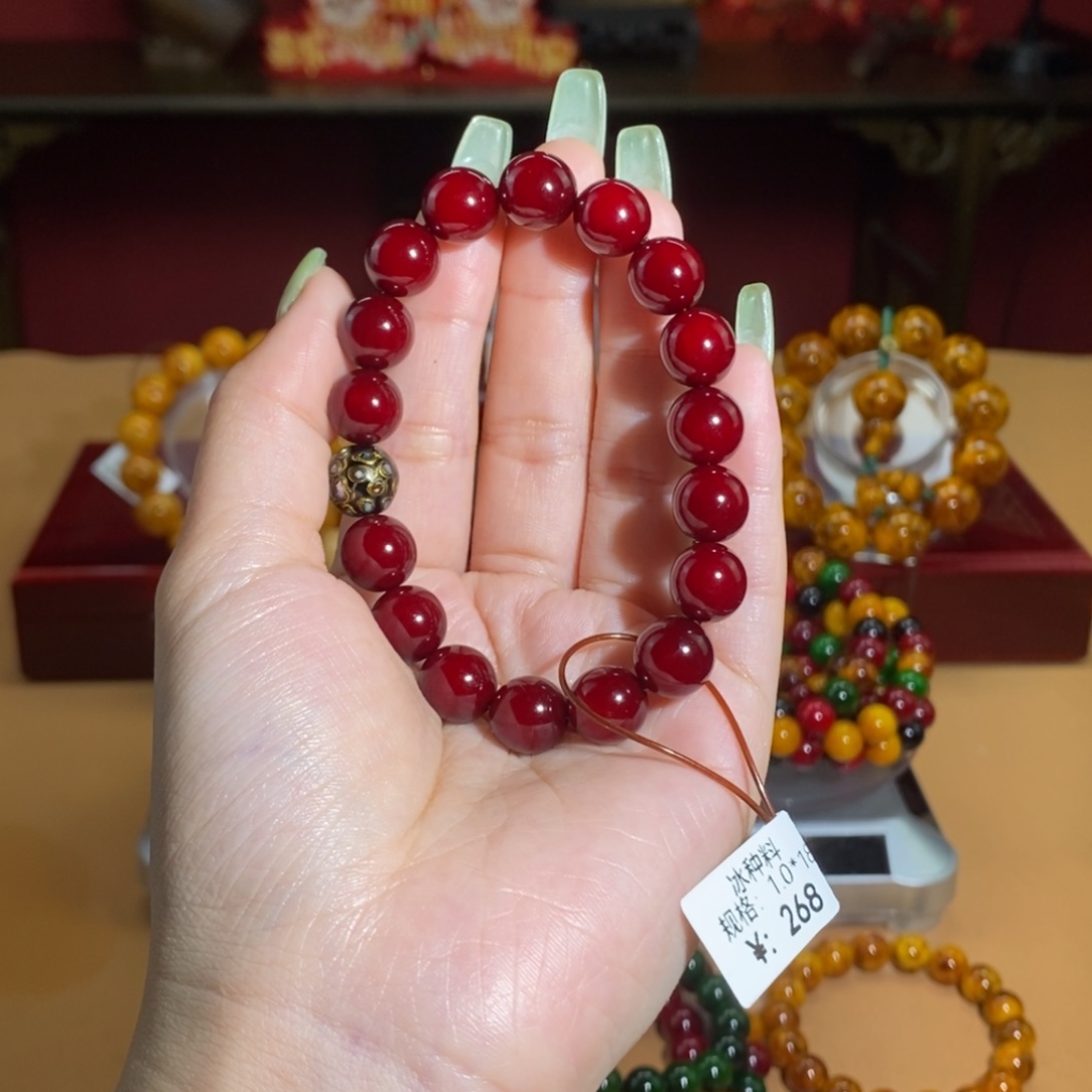 贝壳杉帝王血龙木1.0天花板