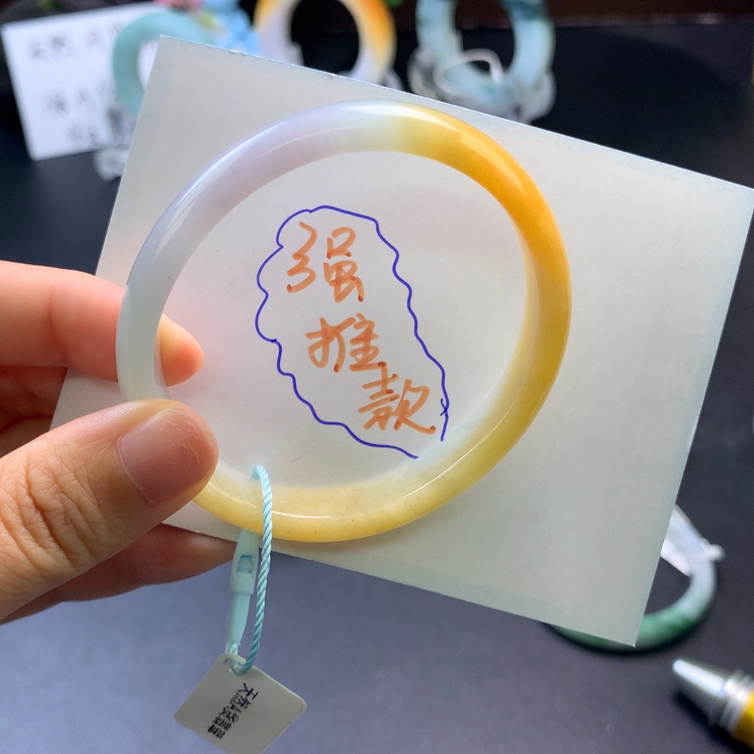 定制翡翠手镯未镶嵌