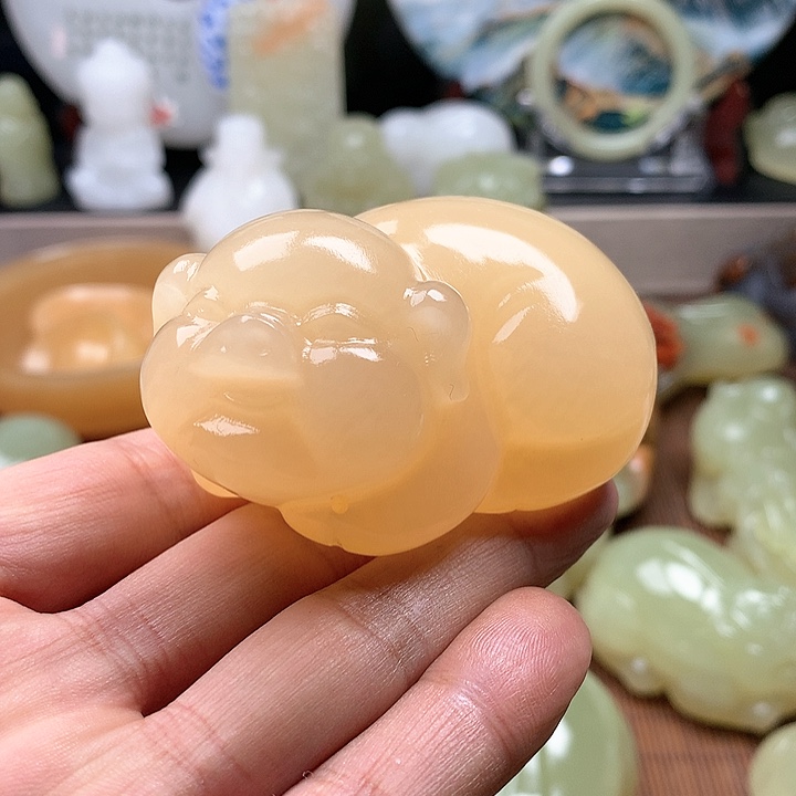 石英质玉颈饰未镶嵌