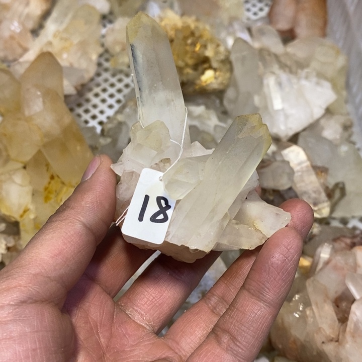 水晶水晶原石摆件未镶嵌