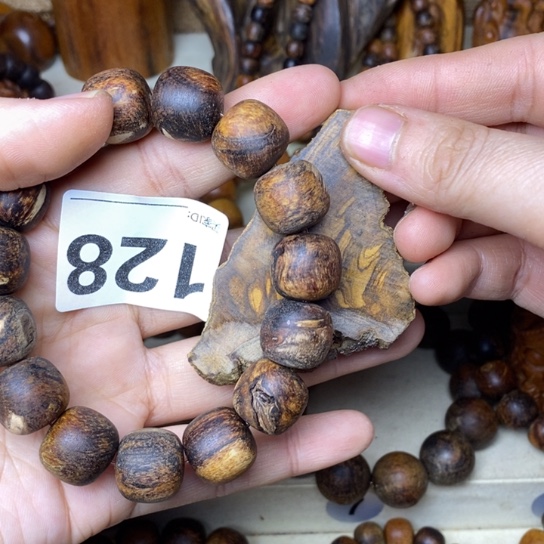 贡木手串/手链瑕疵贡木