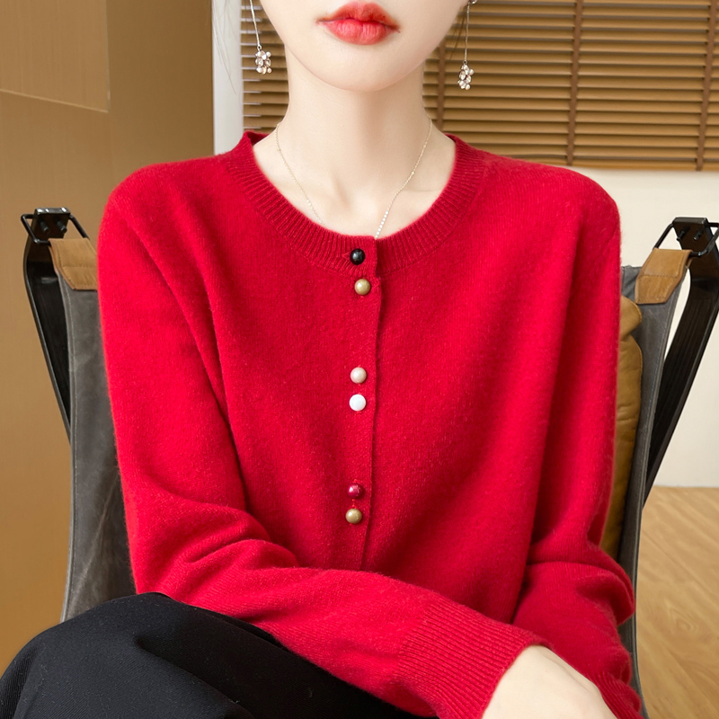 高档轻奢圆领针织开衫秋冬新款时尚百搭宽松长袖外套纯色显瘦